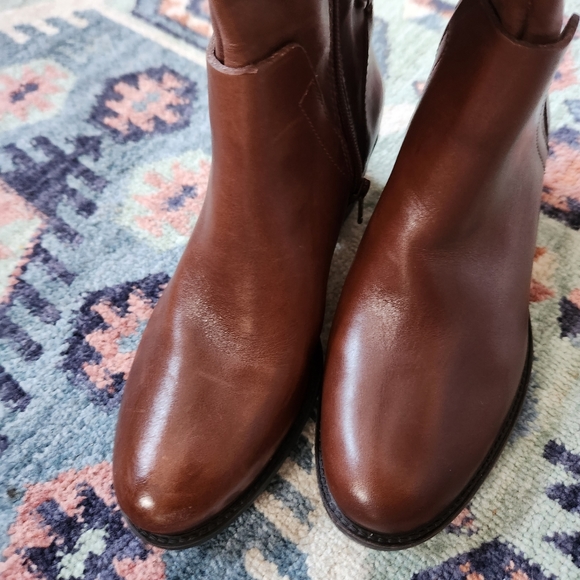 Vince Camuto Bendra Brown Leather Over-the-Knee Split Shaft Boots - Size… - Picture 8 of 15